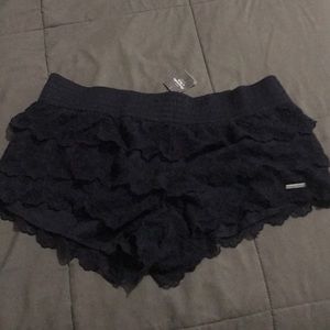 Abercrombie and Fitch lace shorts size Large